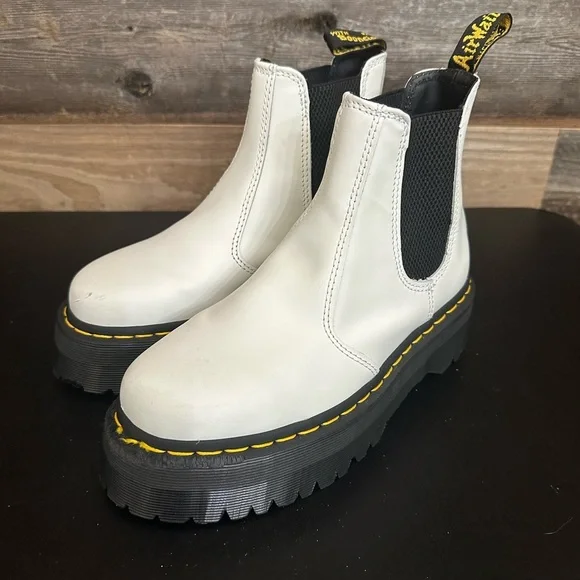 Dr Martens 2976 Quad Smooth Leather White Platform Chelsea Boots W7 hipster M6 - Picture 2 of 15